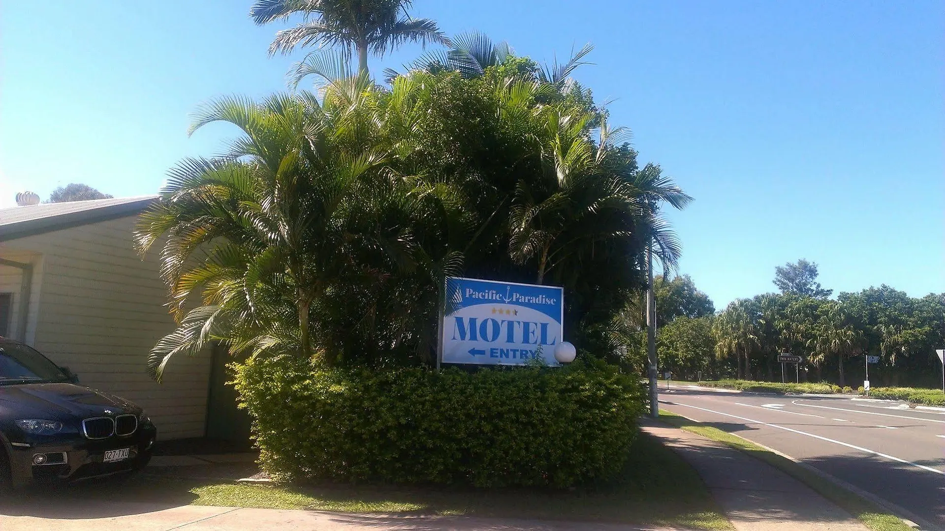 Pacific Paradise Airport Motel