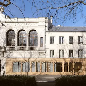 Отель Elysee Montmartre ****
